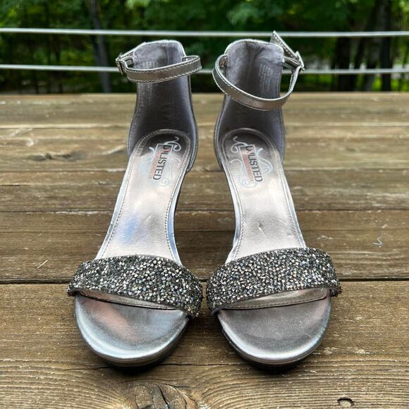 Silver High Heels - Picture 4 of 8